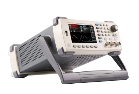 Генератор сигналов специальной формы RGK FG-1202